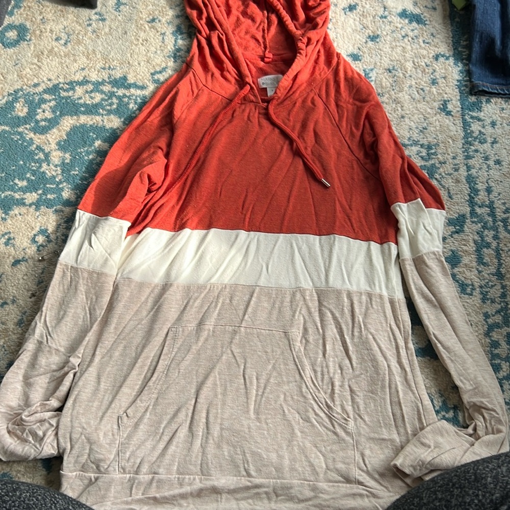 Comfy hooded long sleeve top